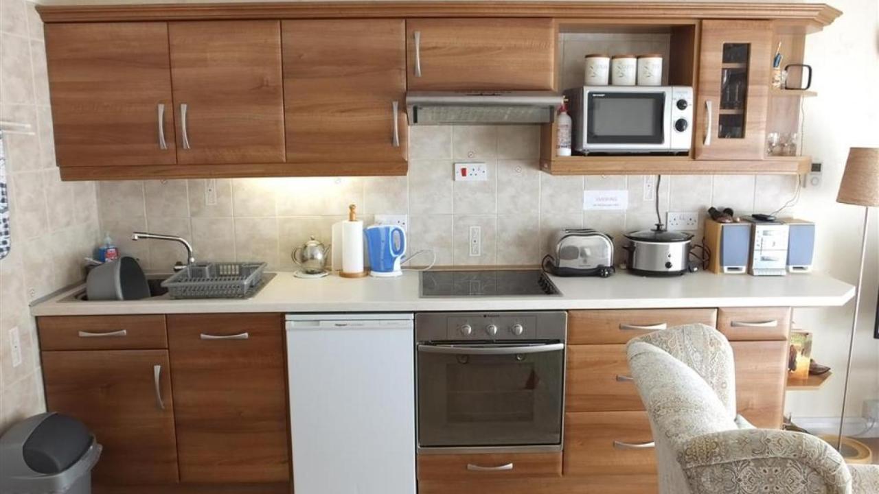 Strandways Court 9 Saundersfoot Extérieur photo